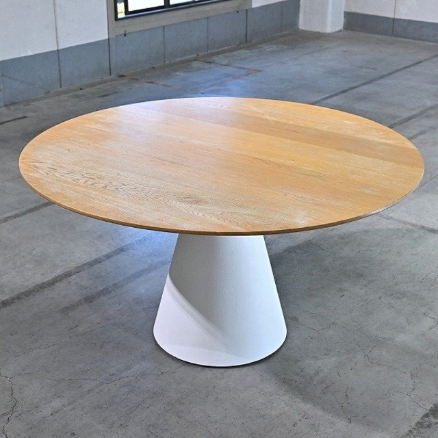arflex 100万「COLUMN/コラム」ラウンドテーブル オーク無垢材 ダイニング ナチュラル 丸 カフェ 円 アルフレックス モダン C.O.D. 机