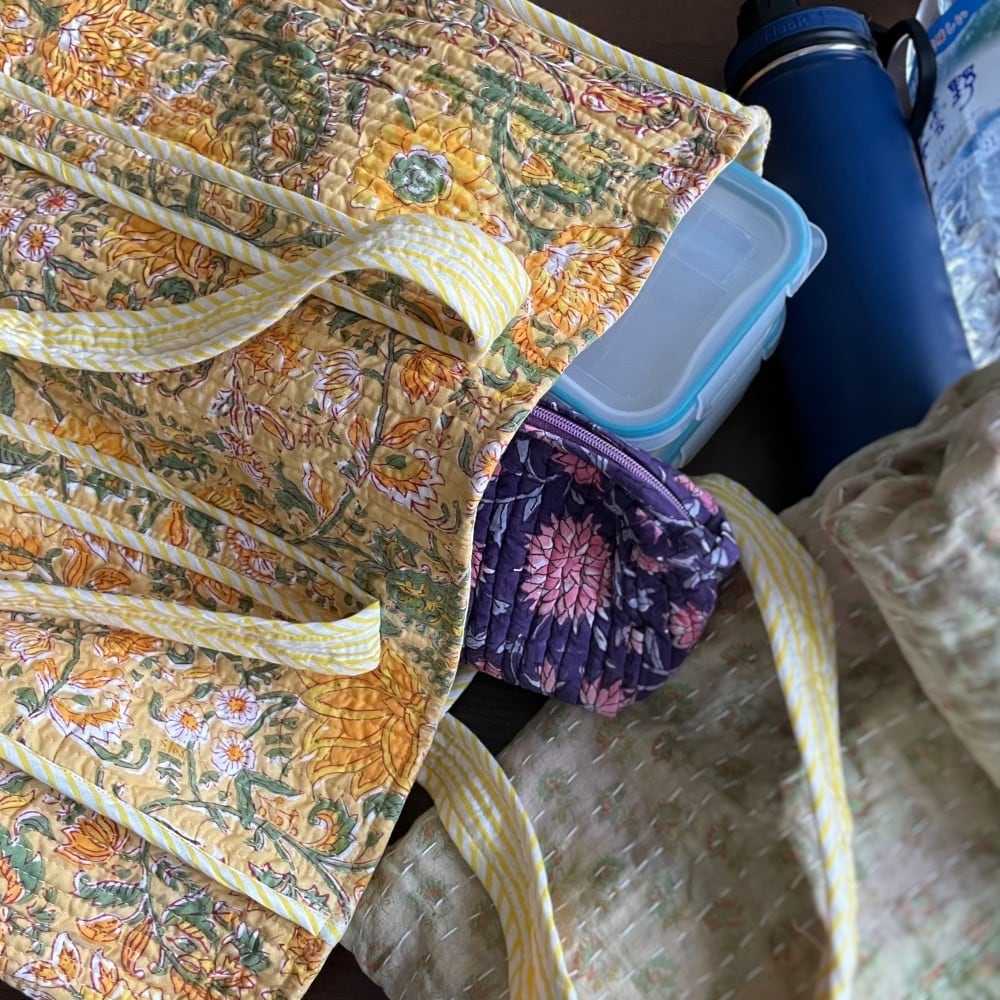 未使用※インド ブロックプリント 中綿入りベビーキルト オレンジイエロー トートバッグ インド綿 ブロックプリント イエロー | インド雑貨のお店