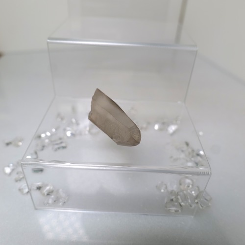 【豊かさへのヴィジョンを開き、望む未来を現実へと導く】ゴールデンヴィジョンクォーツ　ポイント　20　G13_4