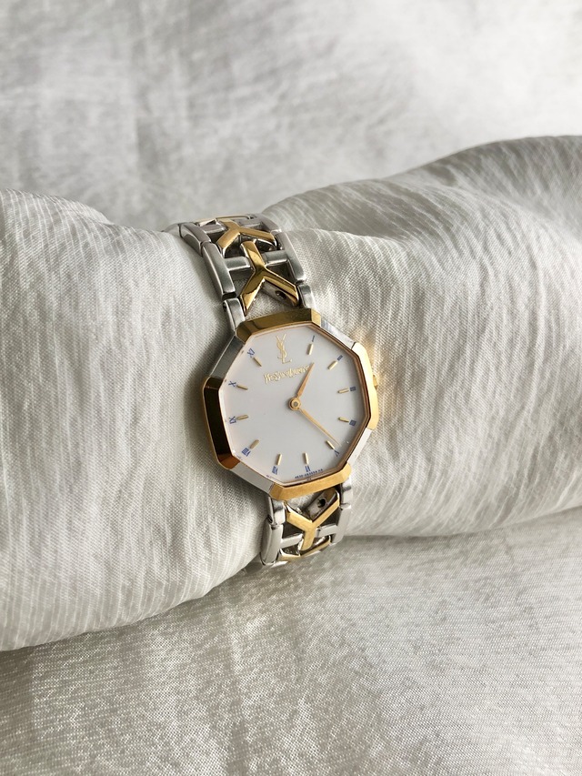Yves Saint Laurent イヴ・サンローラン 財布 レッド YSLトライアングルロゴ レザー 2つ折り vintage ヴィンテージ オールド 8gcd7j