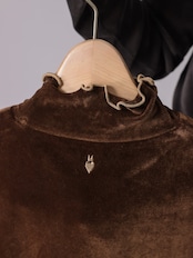 Mylanka(ベロアハイネックトップス)