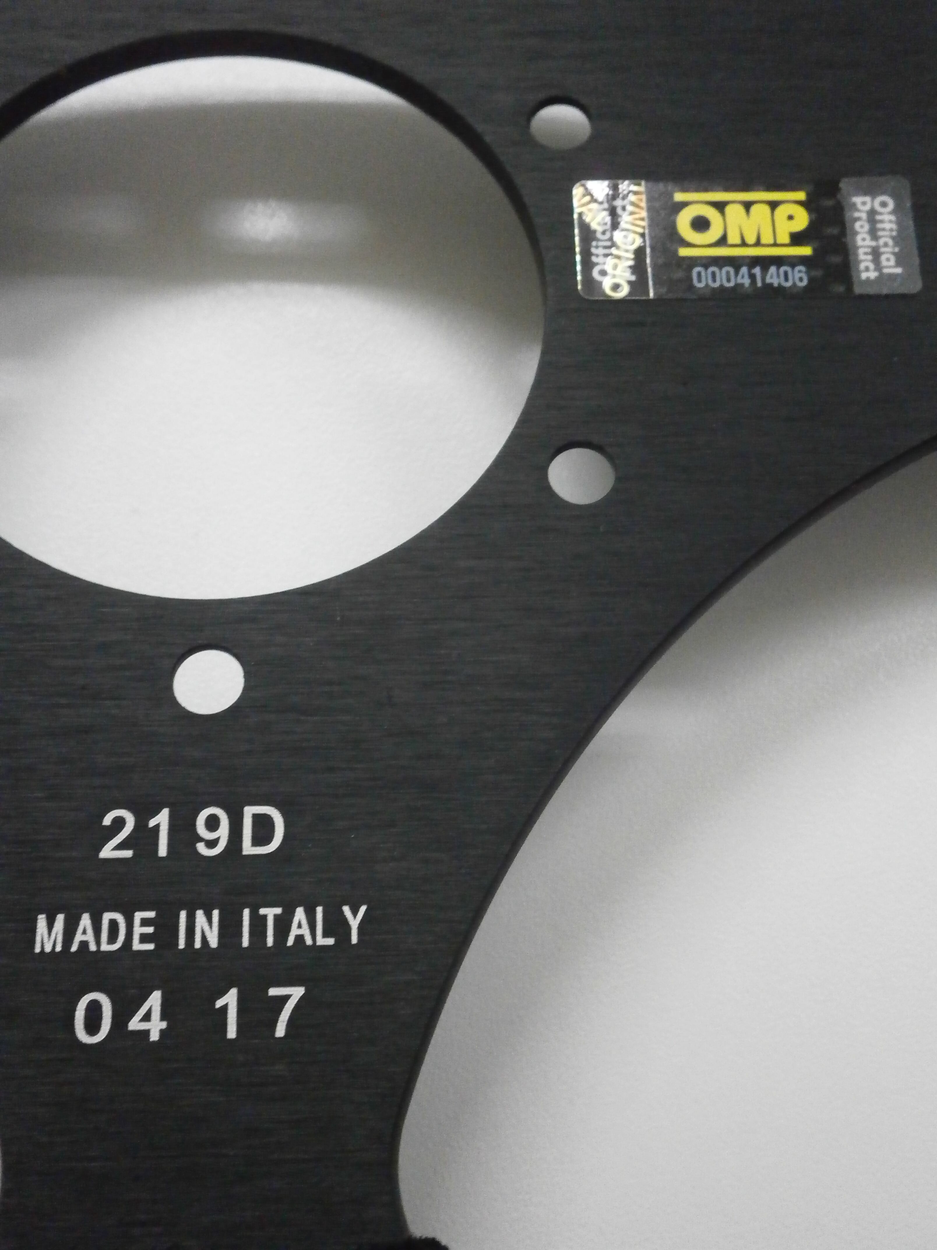 omp 正規品 裏面刻印 32.5パイ バックスキン ステアリング omp 正規品 裏面刻印 32.5パイ バックスキン ステアリング