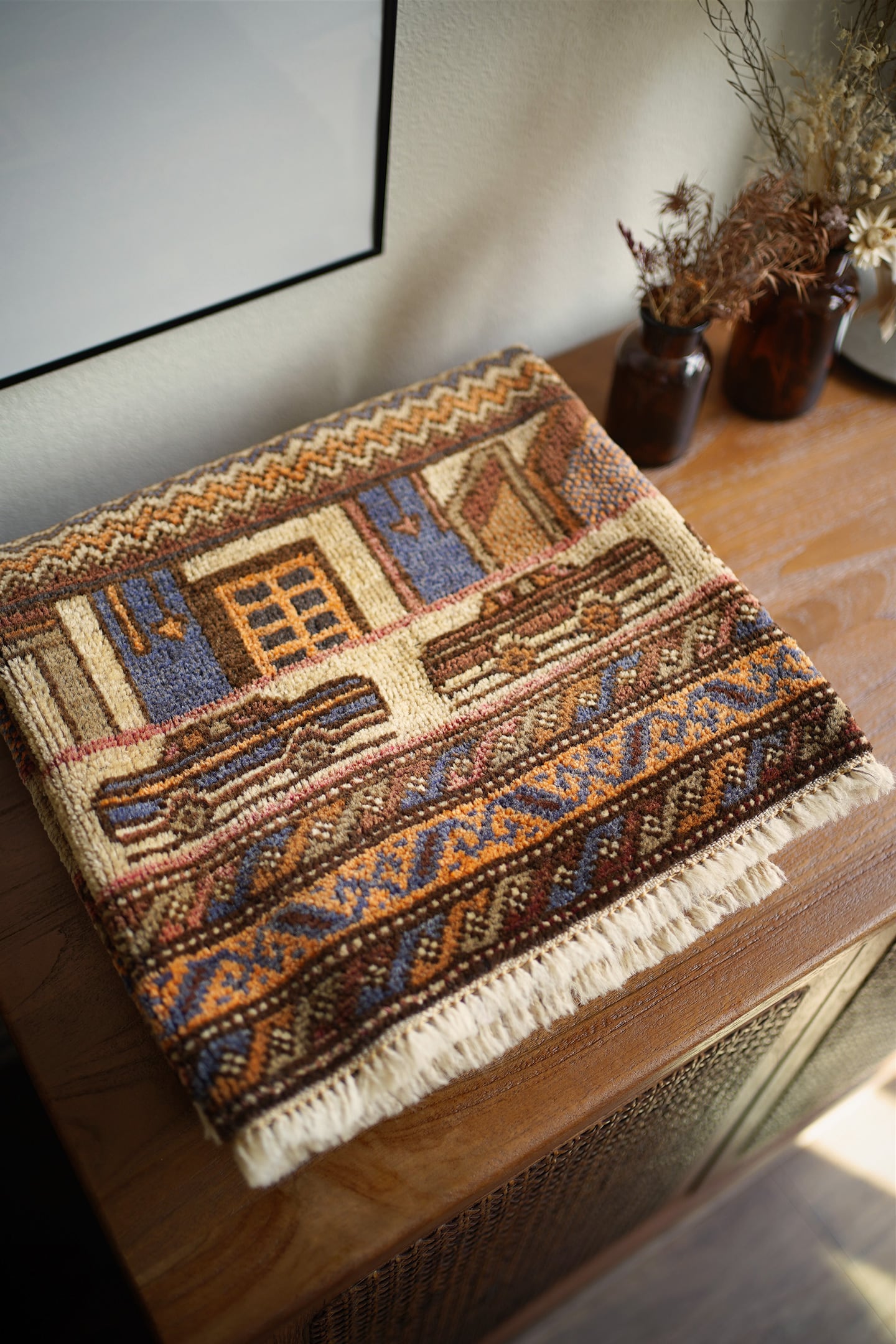 601】Vintage Afghan Baluch rug 1980's | ヴィンテージラグ専門店