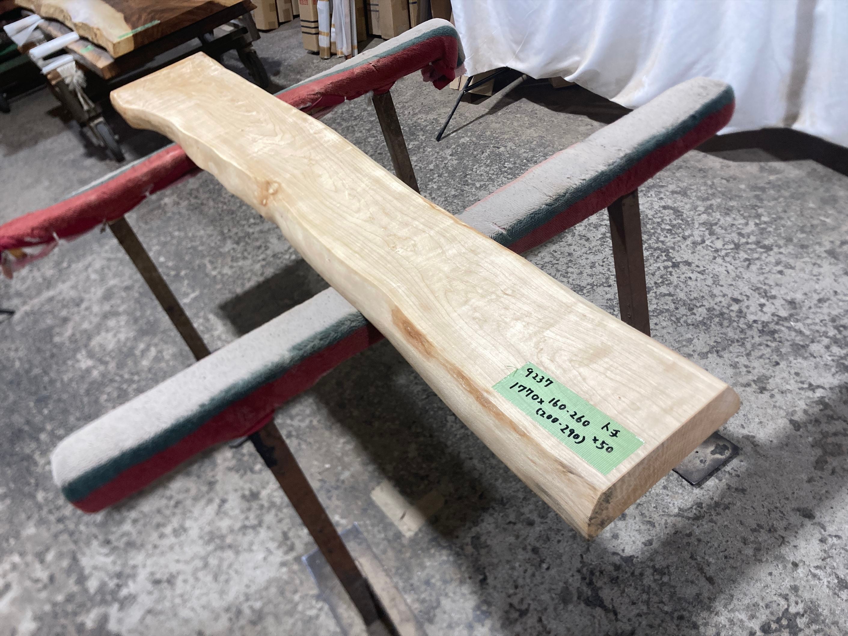 花台 | 銘木無垢材一枚板の来宝綜合銘木工業株式会社オンライン