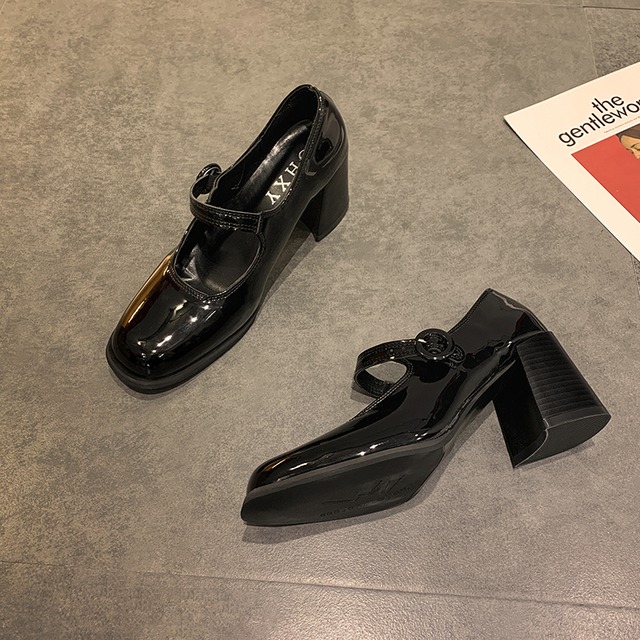 シングルレディーススプリングスタンダードスタイルソリッド カラーヒール 靴 シューズ レトロ ハイヒール 春物 ラウンドトー ソリッドカラー スクウェア フェイクシューズ64454510704