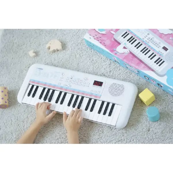 ミニキーボード(ヤマハRemie)