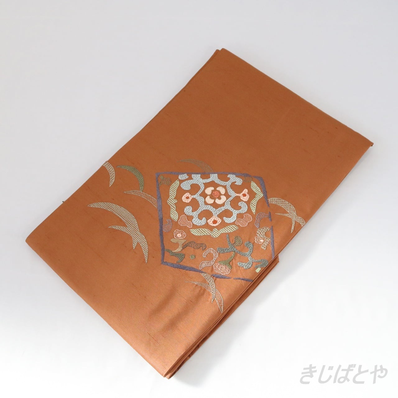 正絹紬 柿渋色に刺繍のなごや | きじばとや