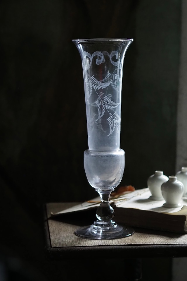 緑として花入れ 水通し No.2-antique glass vase