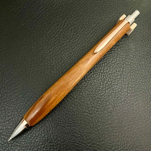 woodpen 居れ craft【羅漢槙(らかんまき)ショートペンシルM5手帳サイズ