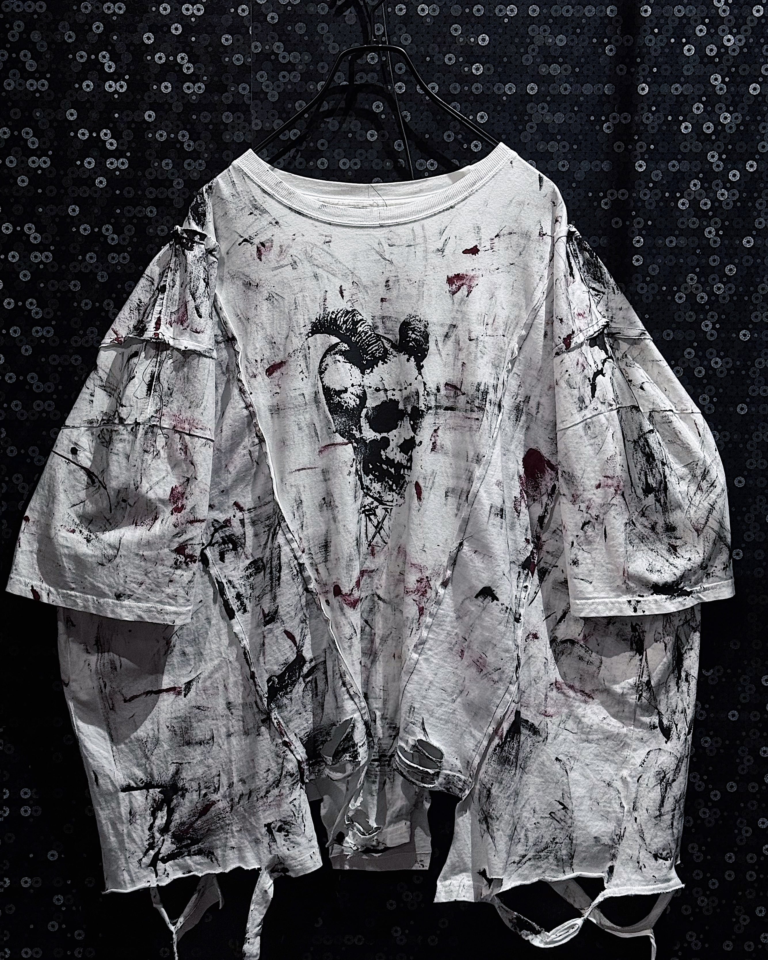 【ÆIEM】vivid notes “Demon Skull” Layered Art Big Silhouette T-shirt