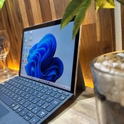 \ 公式ショップ限定価格❣️/ 超軽量 2in1《2021年発売モデル》Surface Go 3 タッチパネル式 メモリ4GB eMMC64GB ノートパソコン 安心サポート&3ヶ月保証付き
