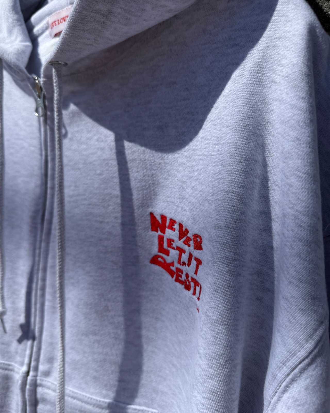 【LIVE LOVE LEARN UNISEX】NEVER ZIP HOODIE