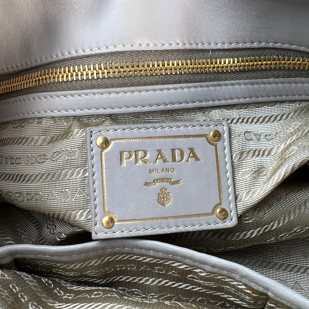 【最終処分SALE】PRADA プラダ ショルダーバッグ ベージュ A-8238