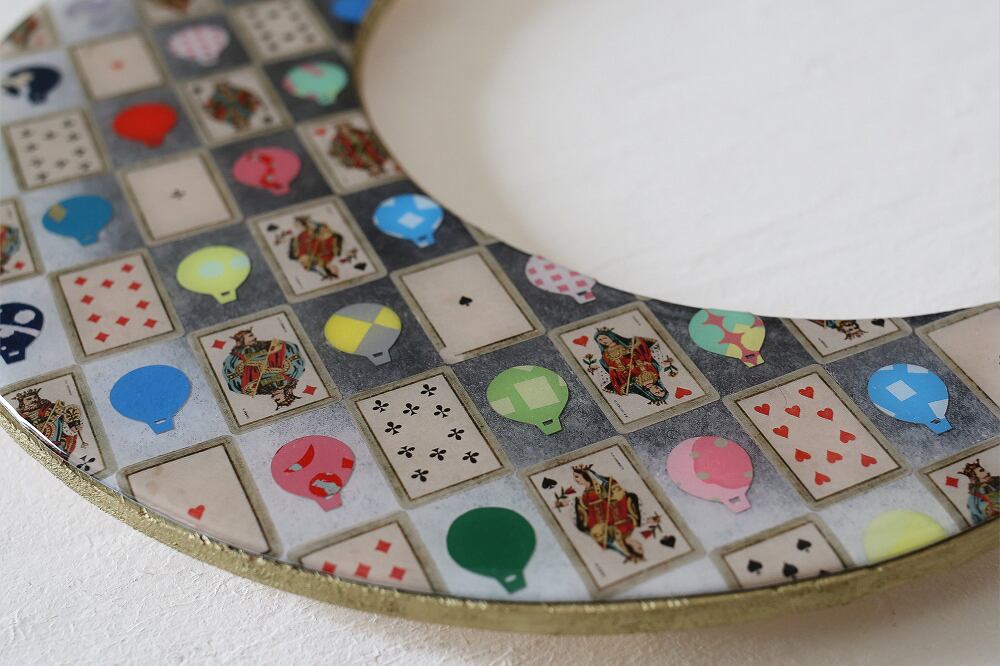 壁掛けオブジェ「月とトランプ」（大） M-071 | EMUPARIS