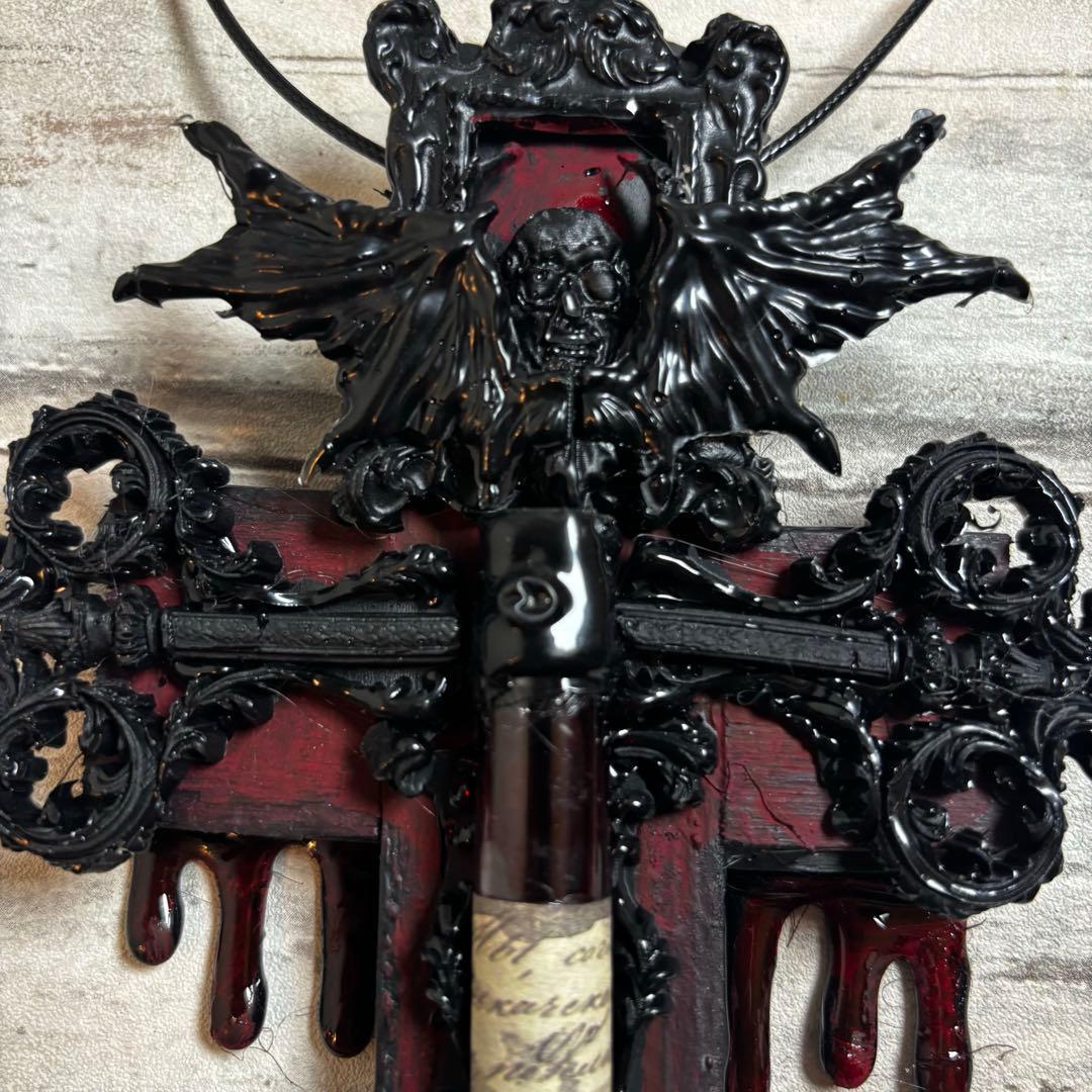 1点限定】悪魔血滴十字架 ネックレス(レッド) | VIRTU MORE