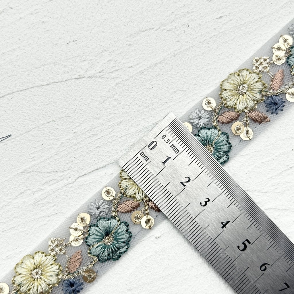 1ロール エアリースリム [ブルー]インド刺繍リボン 3018-1R