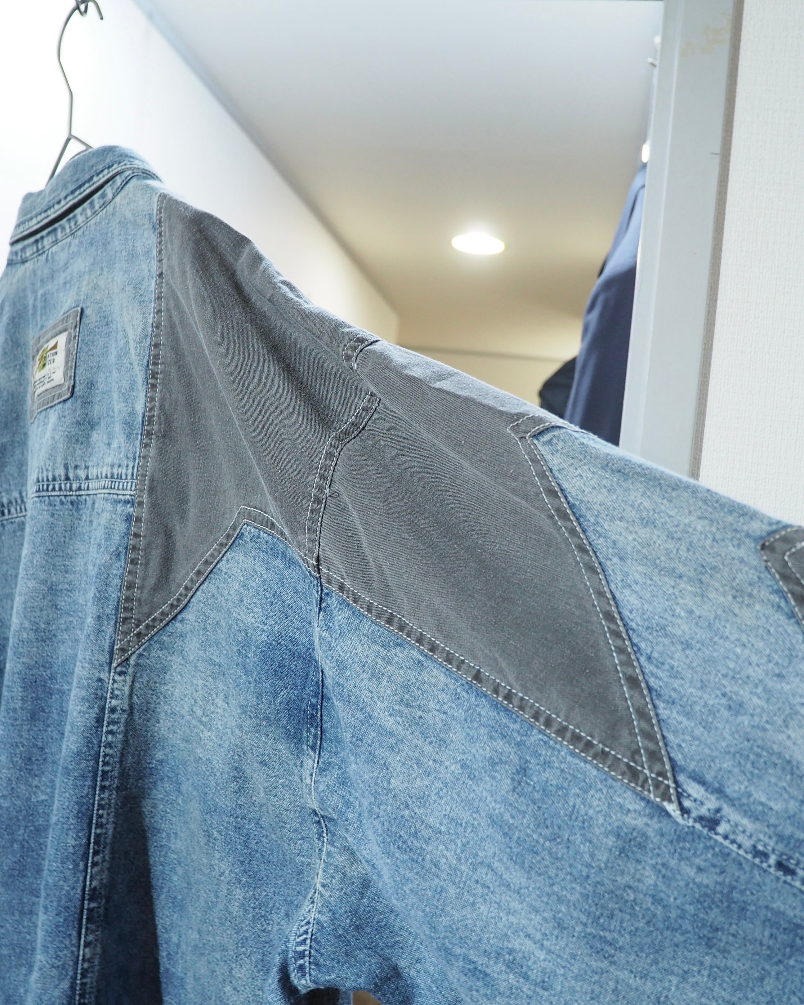 1990s Switching Panel × Camouflage pattern vintage loose Denim shirt