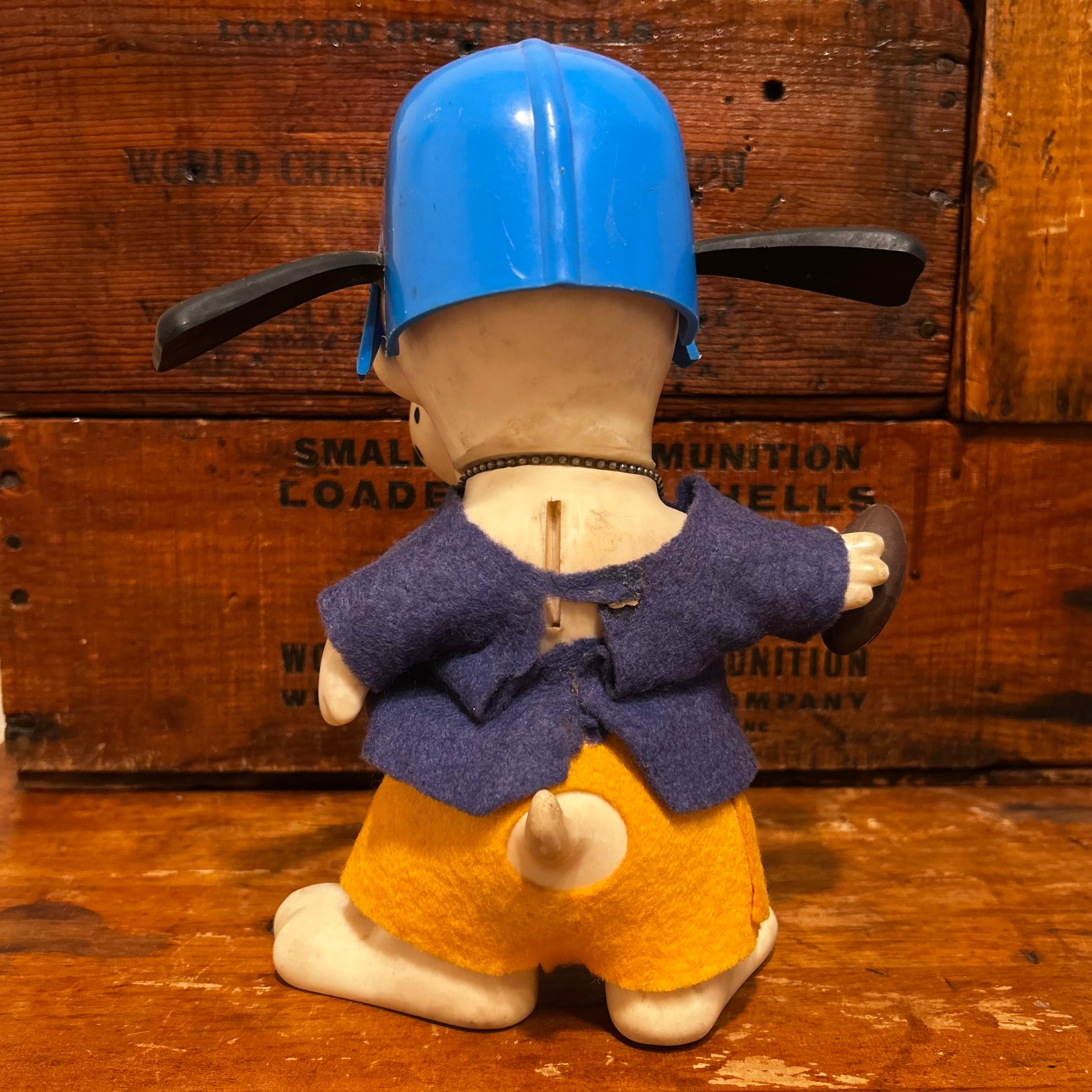 ロイデスドッグ・ノベルティバンク フットボール ドッグ ソフビ 貯金箱