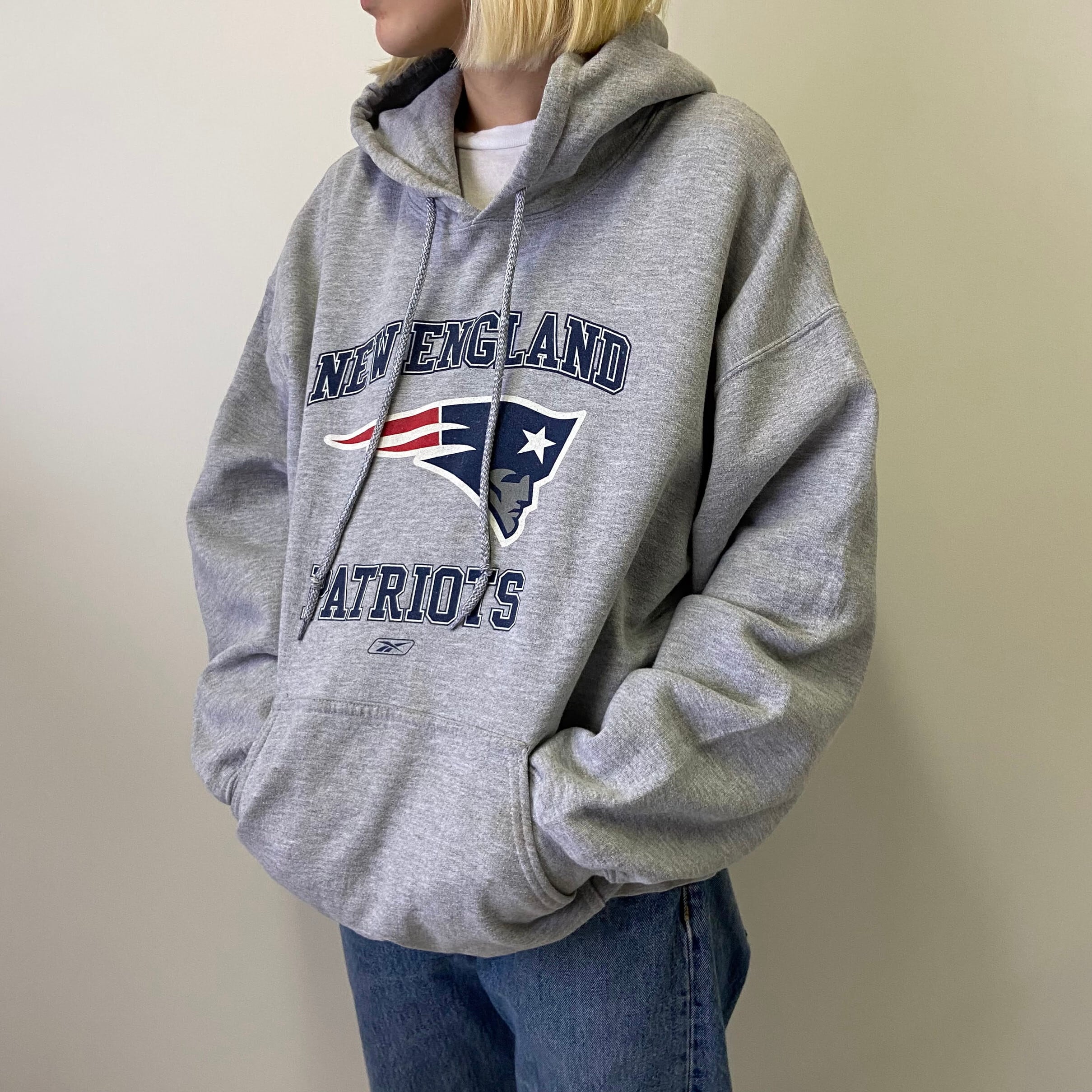 Majestic マジェスティック NFL ニューイングランド ペイトリオッツ フルジップパーカー 刺繍 ロゴ  ネイビー (メンズ M)   O3480