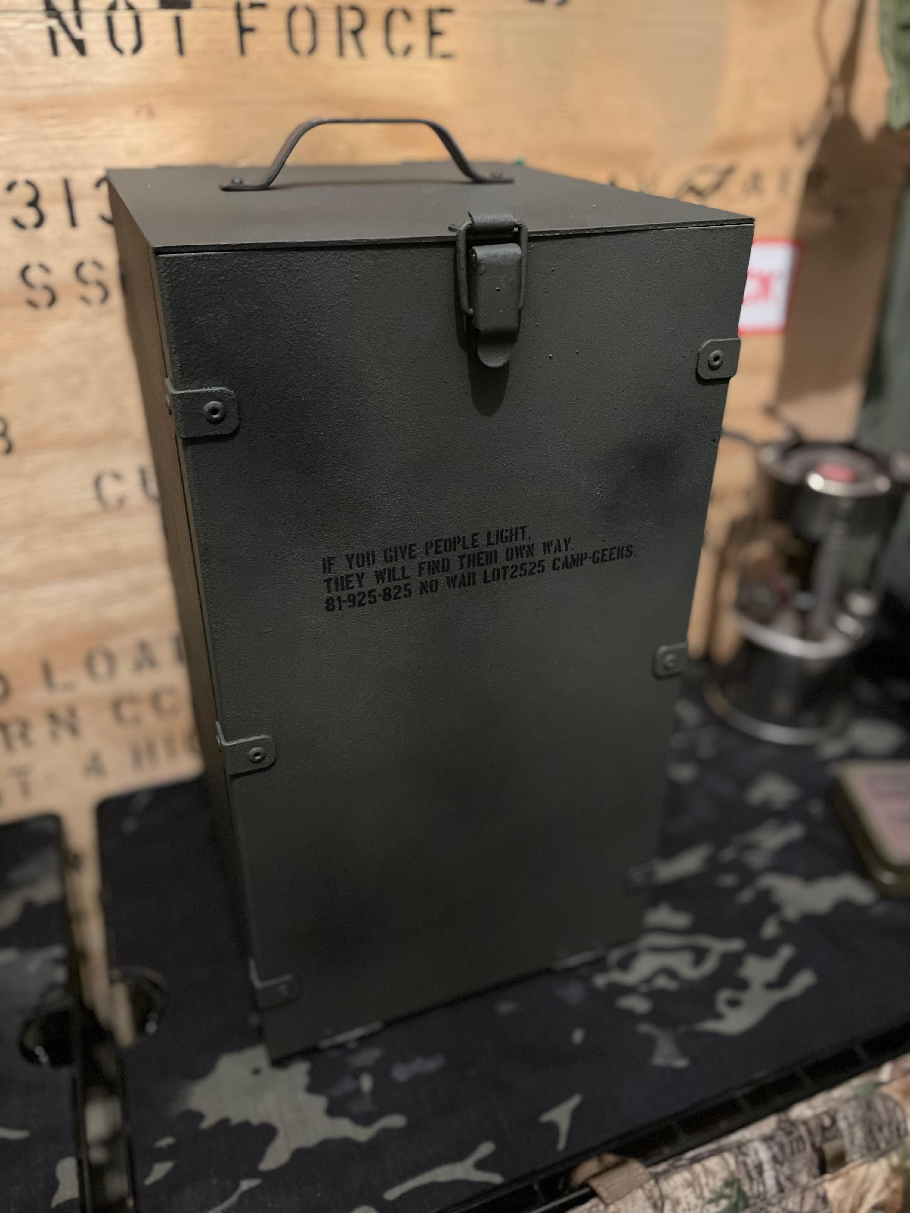 THE M320 CASE> Vapalux M320専用ランタンケース | CAMP GEEKS