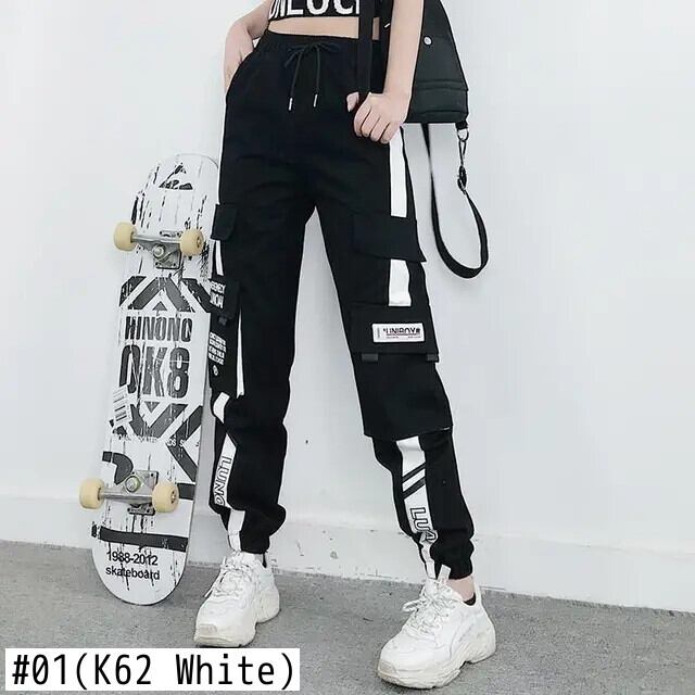 CHANEL スポーツライン　ホワイト カーゴパンツ　36 CHANEL スポーツライン ホワイト カーゴパンツ 36 【公式通販】