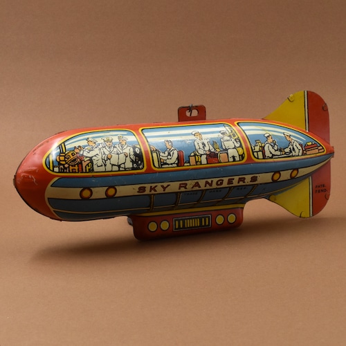 ブリキのおもちゃ　飛行船【商品番号:TTY-004】