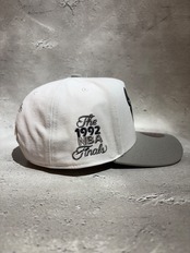 Mitchell＆Ness/ミッチェルアンドネス NBA シカゴ・ブルズ キャップ ホワイト