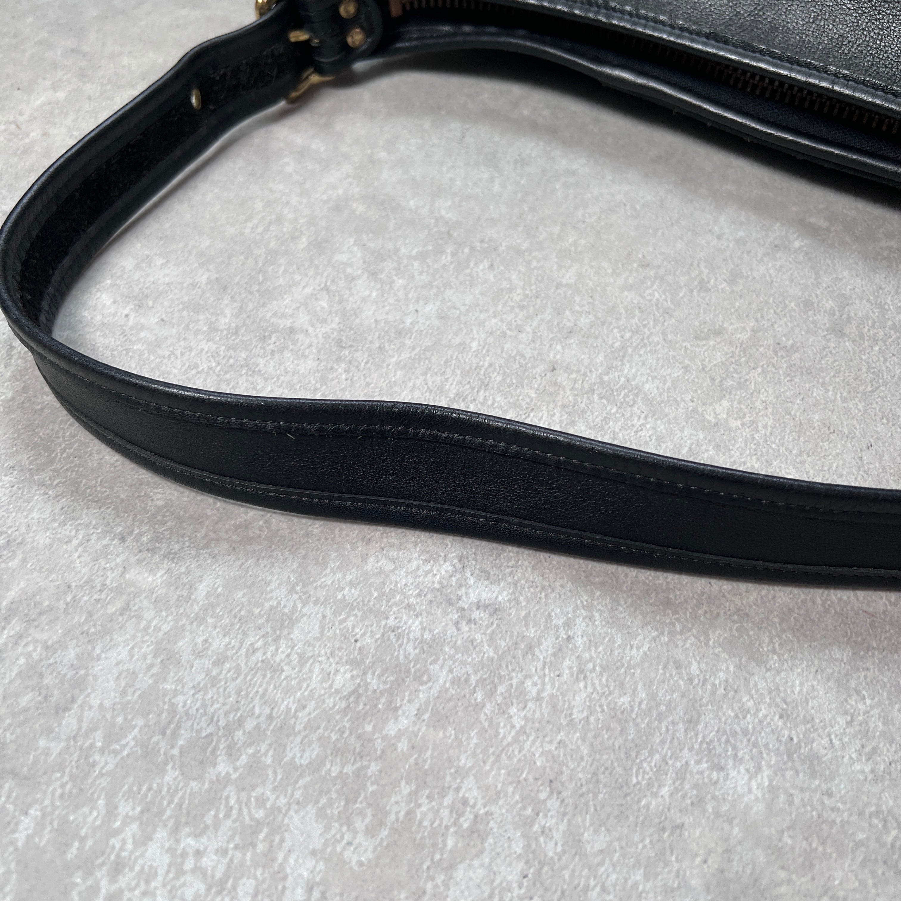 USED】COACH バケツ型ショルダーバッグ《 オールドコーチ 9085
