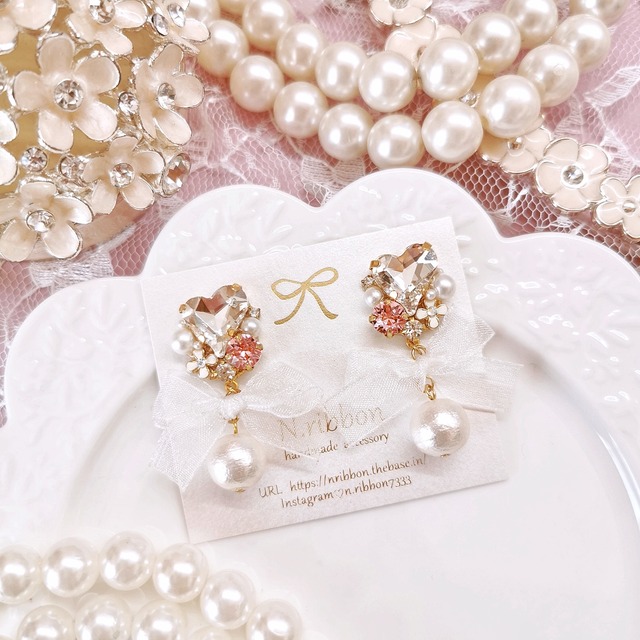 翌日発送《 清楚系♡Sweetheartビジューとコットンパール 》 ピアス/イヤリング