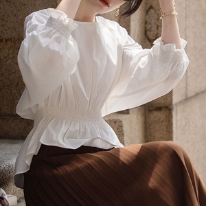 【送料無料】 ブラウス 長袖 ペプラム パフスリーブ レディース 春秋 韓国 シャツブラウス きれいめ フェミニン 大人 かわいい カジュアル ホワイト 白 ブラック 黒 上品 ぽわん袖 ゆったり 大人可愛い 大人女子