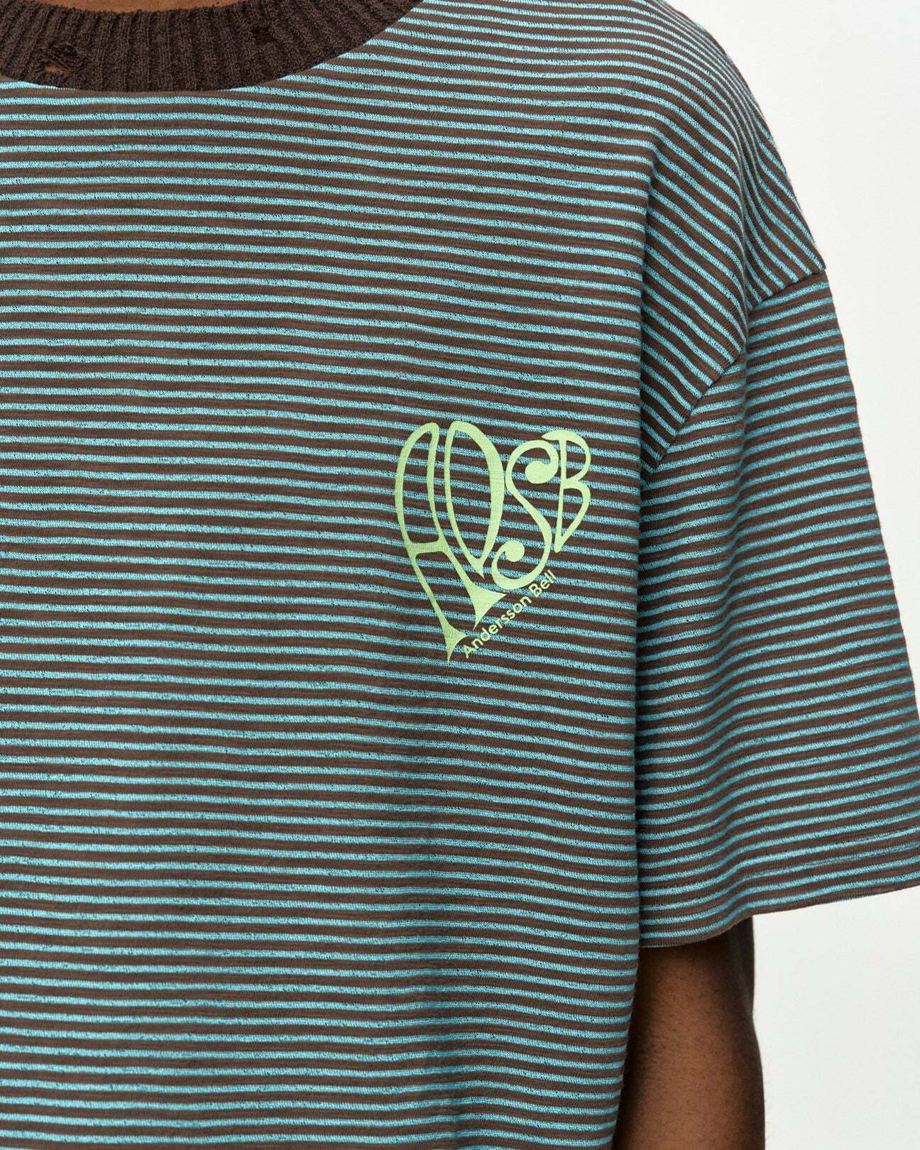 26SS】ADSB Andersson Bell アンダーソンベル /HEART LOGO STRIPE T