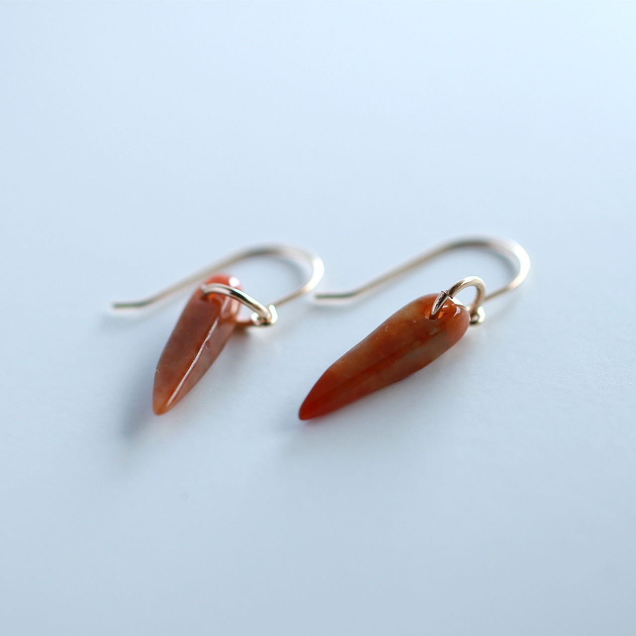 カジュアルにも綺麗めにも合わせやすい翡翠ピアス！K10YG A貨翡翠 jd_mm1109_D