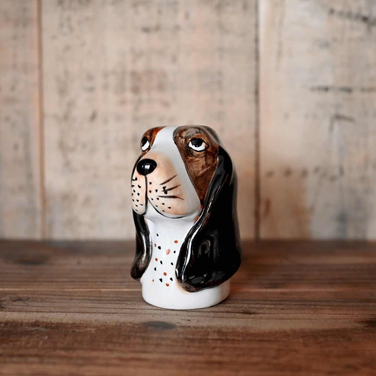 【 11/18 再入荷 】ちいさなビーグルの花瓶|犬 動物型 レトロ 陶器 ミニ花瓶 フラワーベース オブジェ 雑貨屋