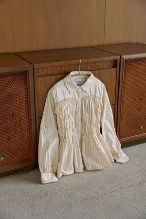 AM670913 shirring stripe shirt