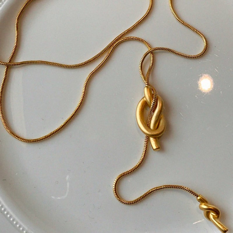 Knot Long Necklace 00335