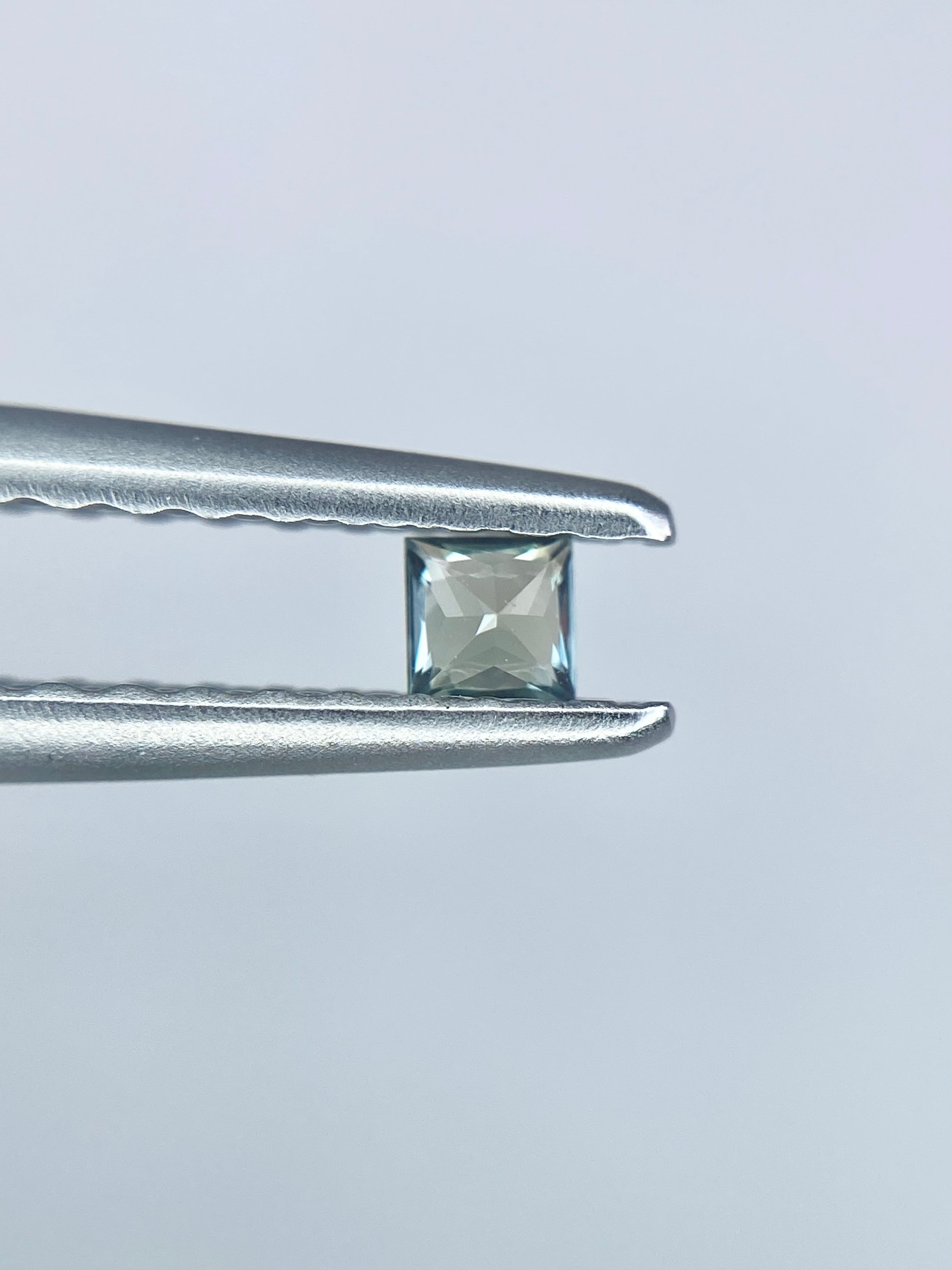 アレキサンドライト 0.073ct ルース | シークレットベースジュエリー