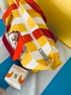 OTTERTATA マックカワウソ　キャンバストートバッグ