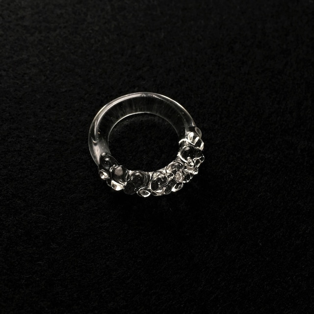 Lush ring V リング