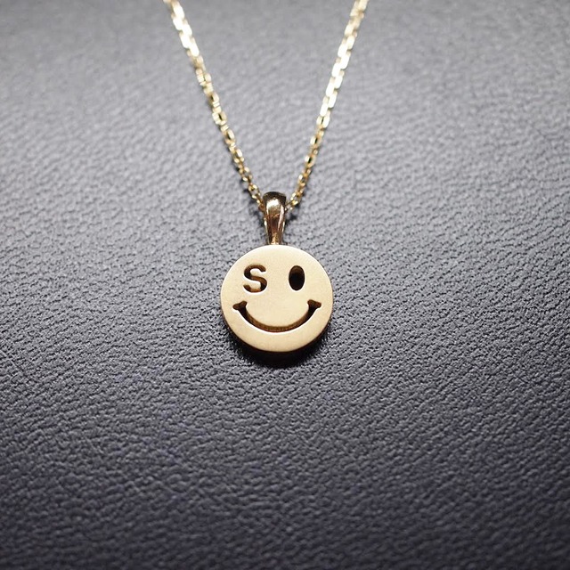 S様専用オーダー商品/K18YG.イニシャルsmile necklace