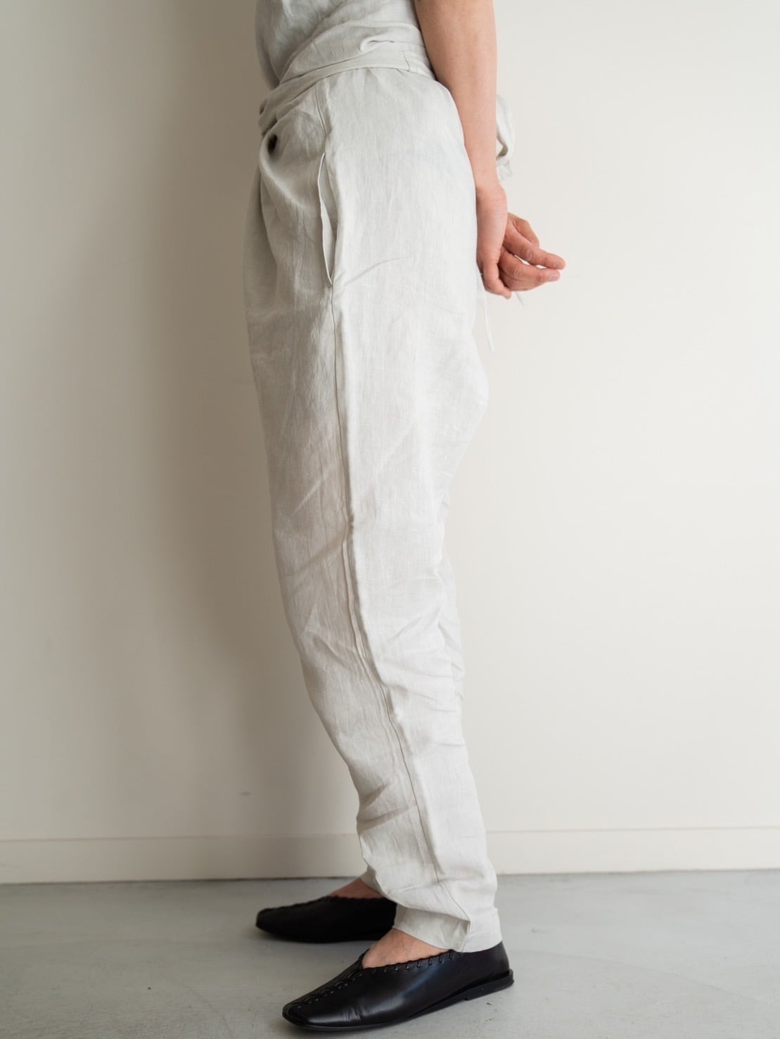 COSMIC WONDER「High count linen slim wrapped pants COSMIC WONDER「High count linen slim wrapped pants