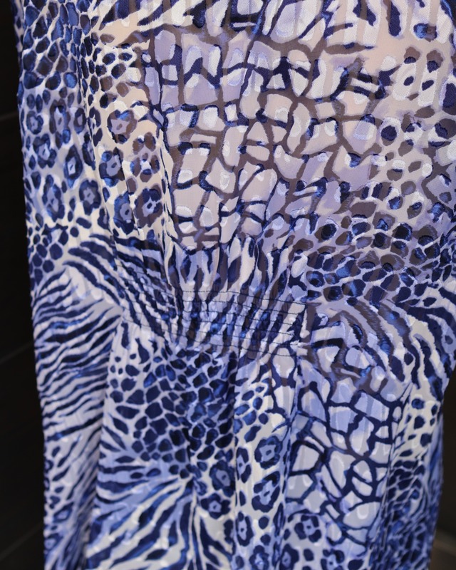 Design sheer shirt