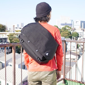 【即納】MessengerBag Classic 027(Inner: Tarpaulin /Hurricane/BLACK）