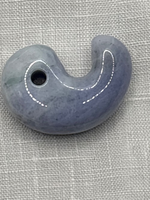 糸魚川翡翠　〜勾玉〜　希少なラベンダー翡翠・画像11