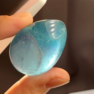 T25.色合い綺麗なグラデーションフローライトたまご