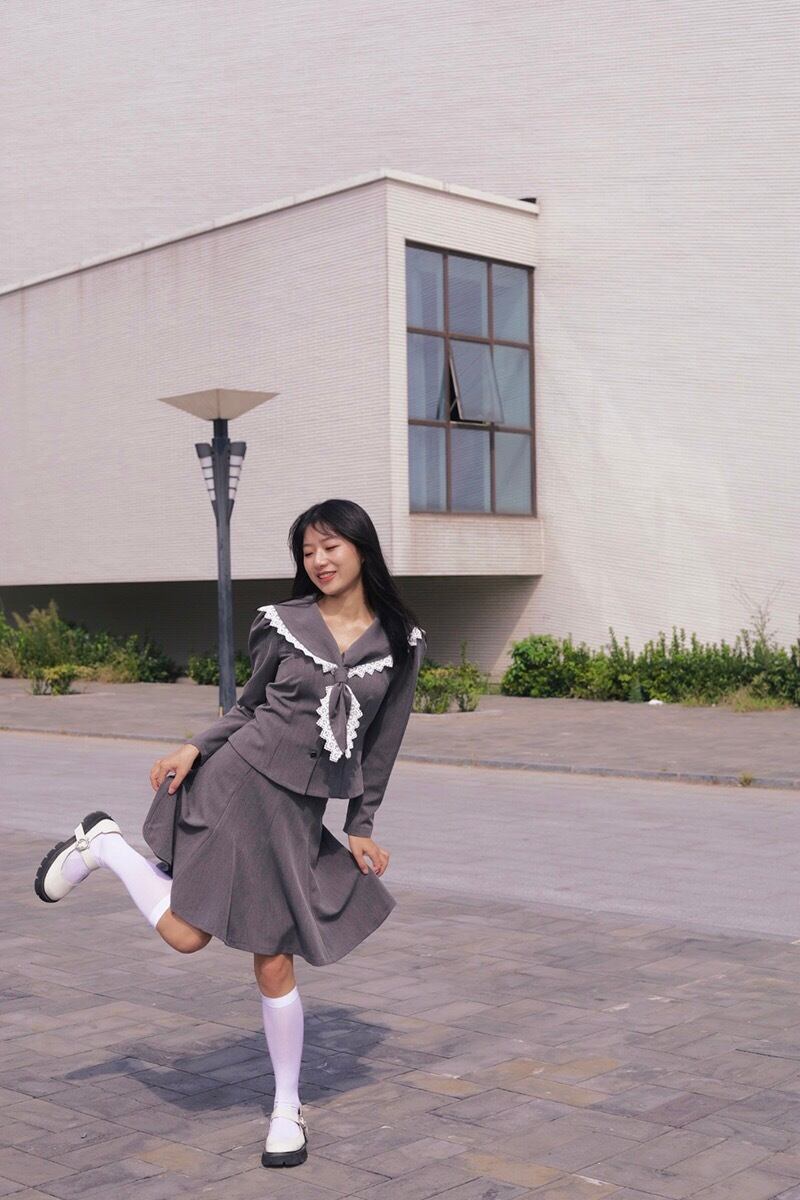 セットアップ 制服 セーラー服 グレー リボン ネクタイ ガーリー ロリータ コスプレ 衣装 ミニスカート アイドル 昭和 ブラウス スカート ボトムス トップス ワンピース Loveysmileshop 90 再入荷 おまけ付き 女の子 スカート トップス セットアップ コスプレ