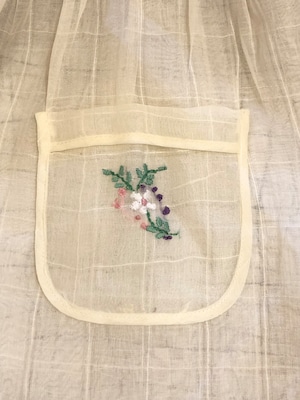 50's vintage flower embroidery apron