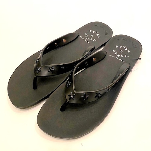 Flipper Star　Black / Black Studs