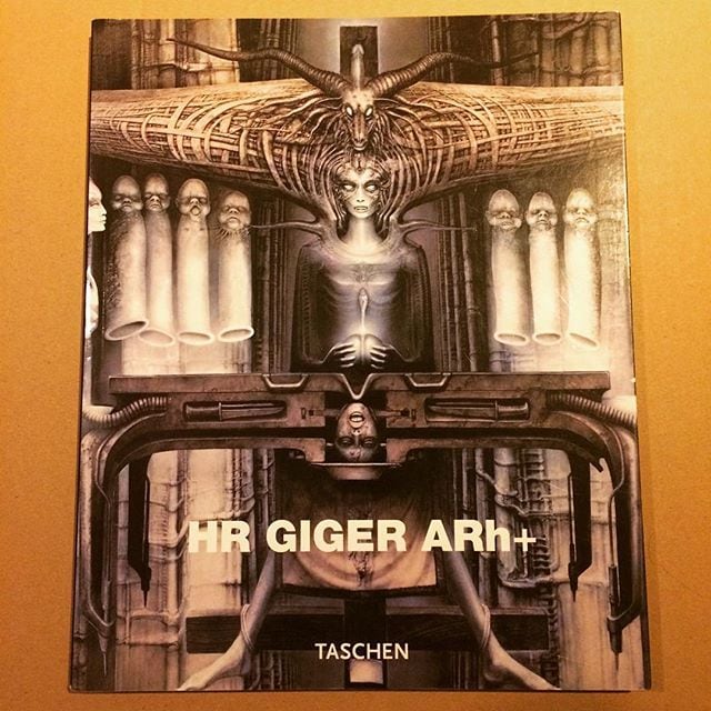 作品集「Hr Giger Arh+」 - 画像1
