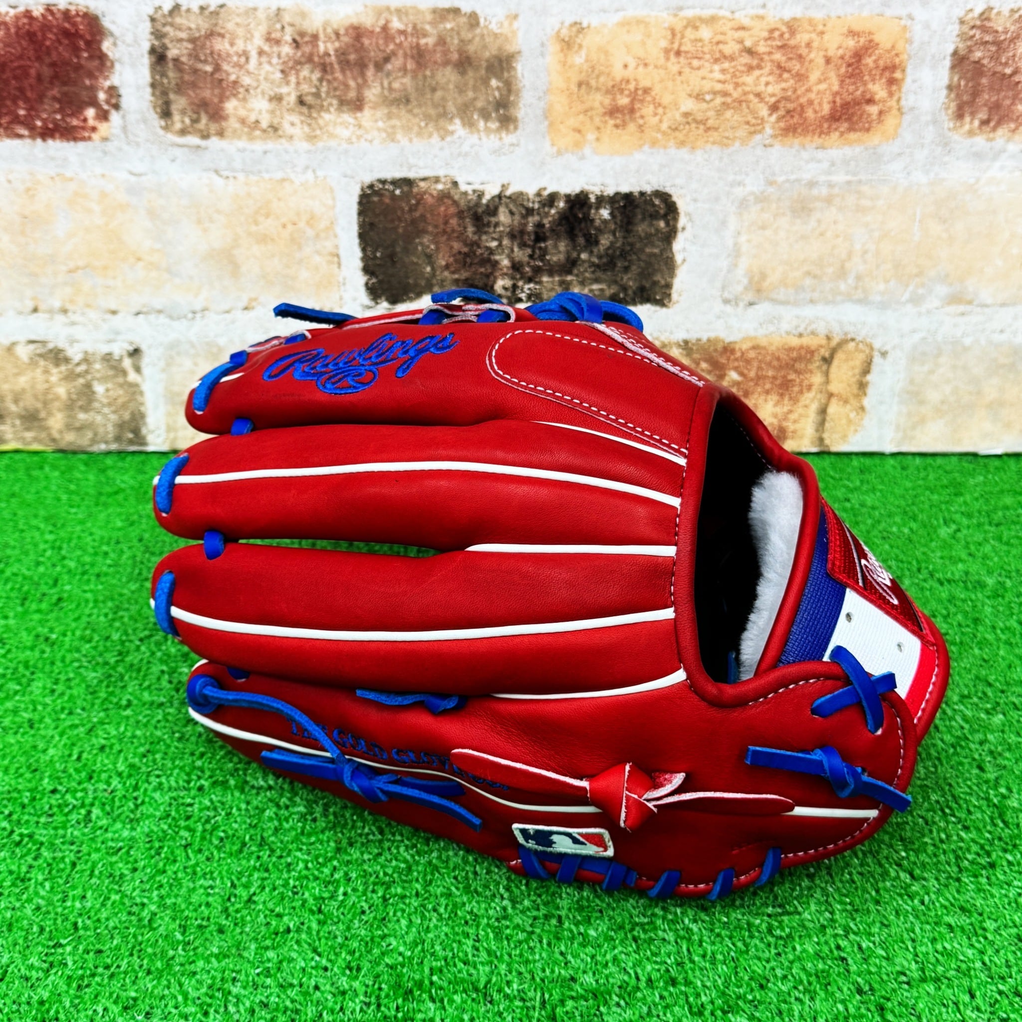限定】Rawlings 軟式 マニーマチャド選手仕様グラブ 3039型 | バンダイ