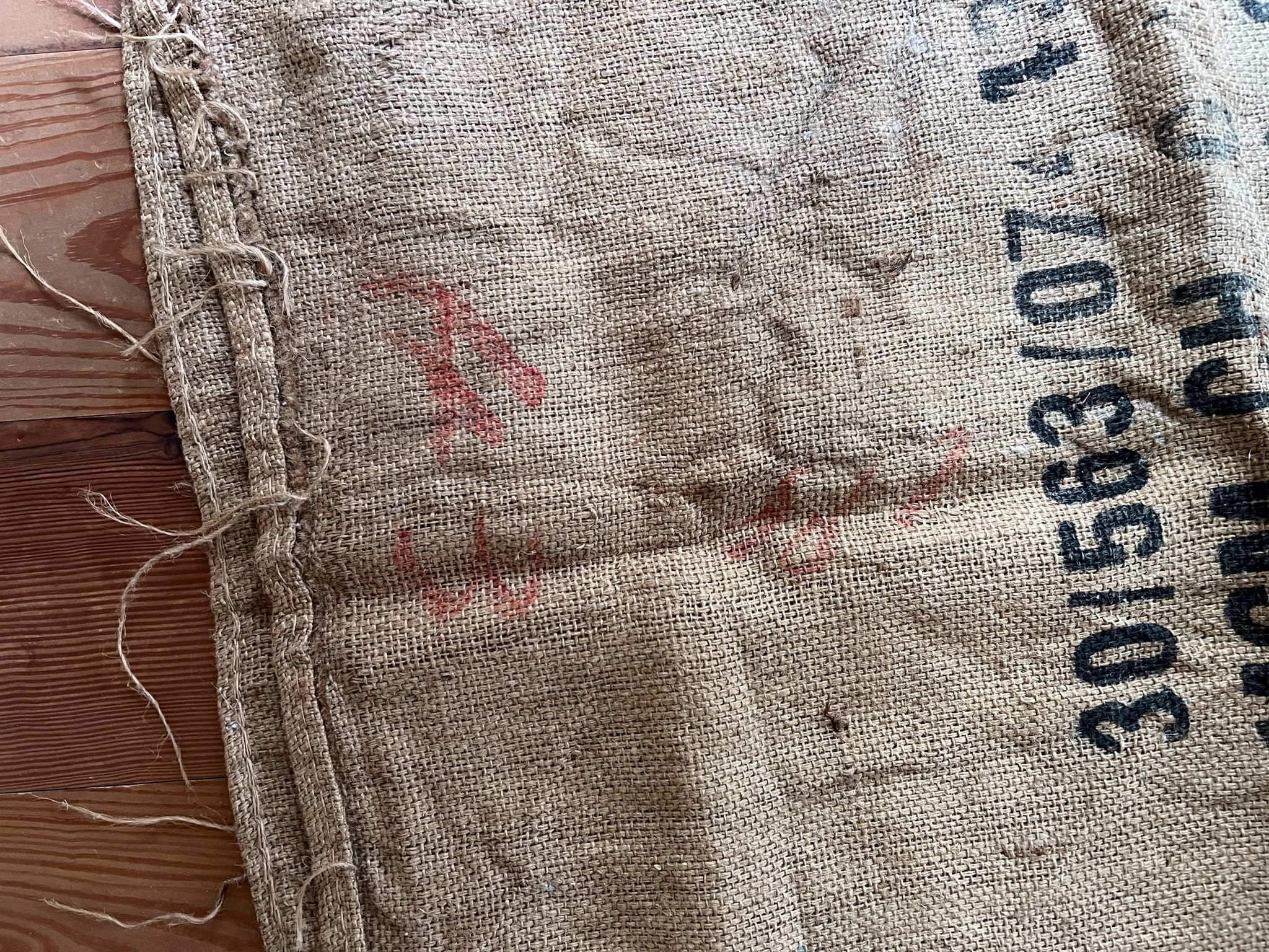 コーヒー豆の大きな古い麻袋(A) ヴィンテージ